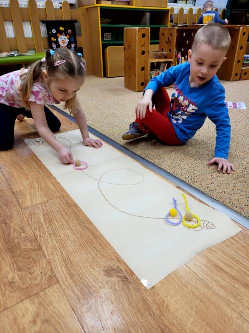 O zvědavém štěňátku